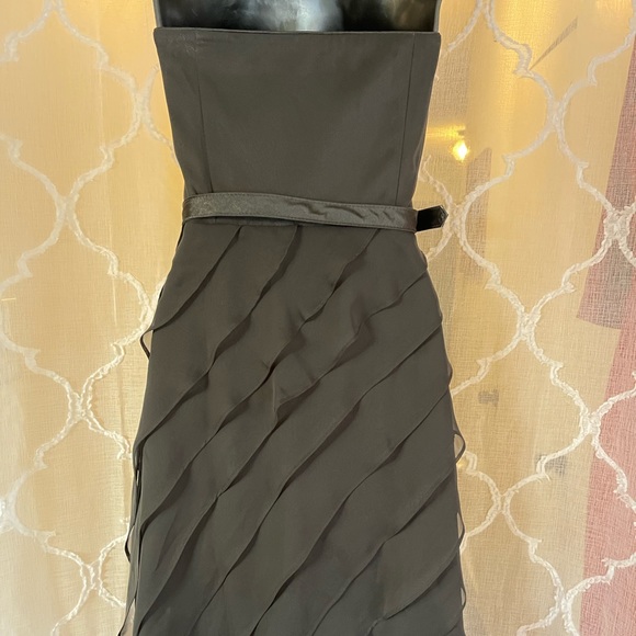 Strapless Cocktail Dress with Chiffon Asymmetric-Ruffle, Size 8 - Picture 5 of 8